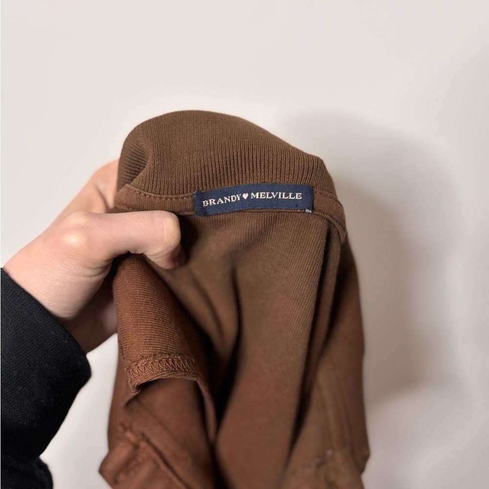 Brandy Melville Brown Sleeveless Polo Crop Top - Picture 7 of 7